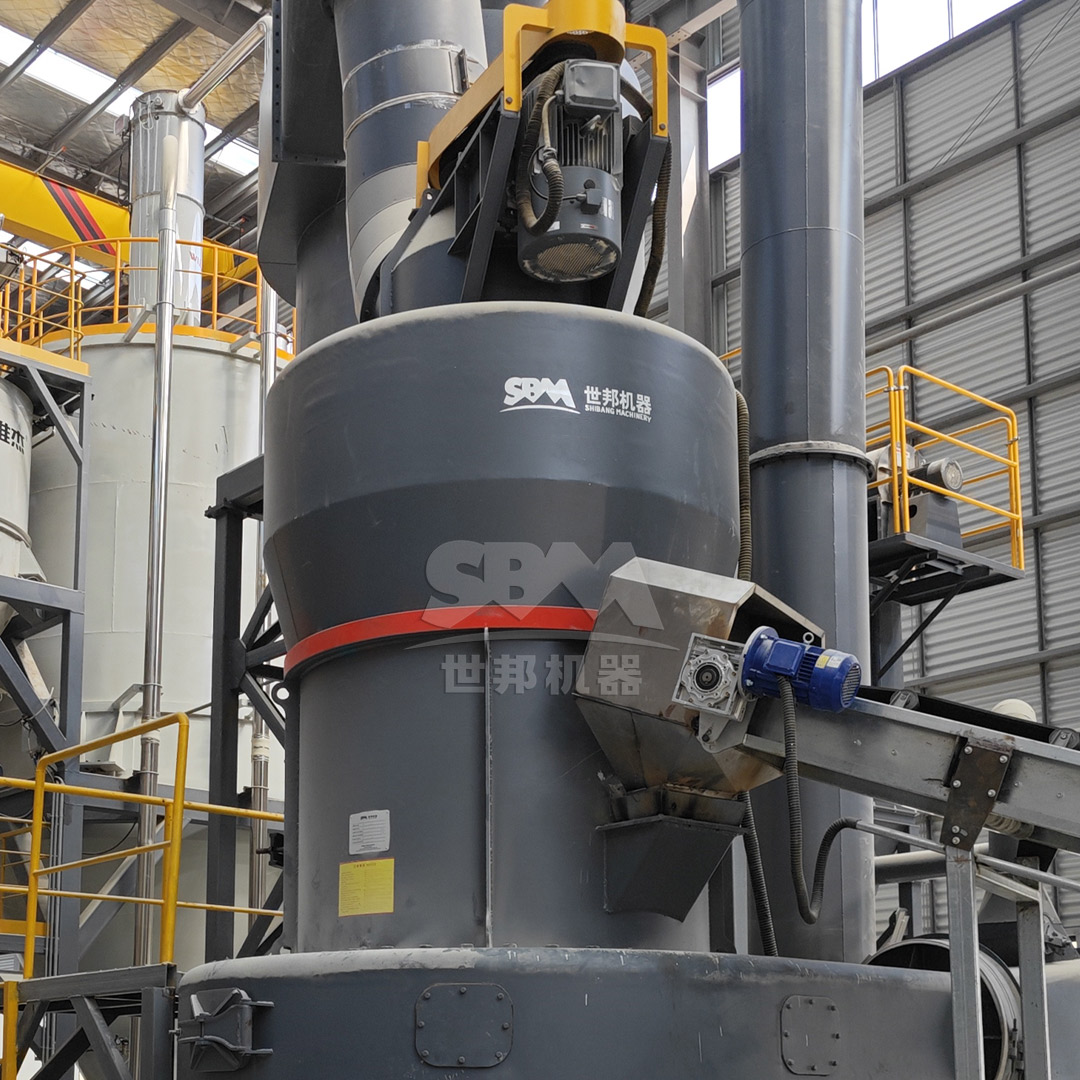 Industrial tile production line showing the application of slurry containing quartz powder onto molds.
